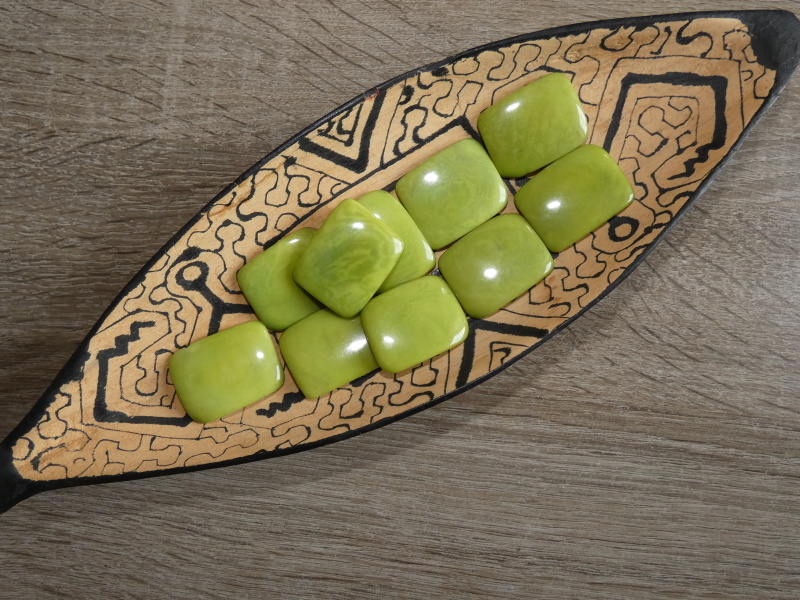 Tagua obdélník (světle zelený I, 2 dírky, bez kresby)
