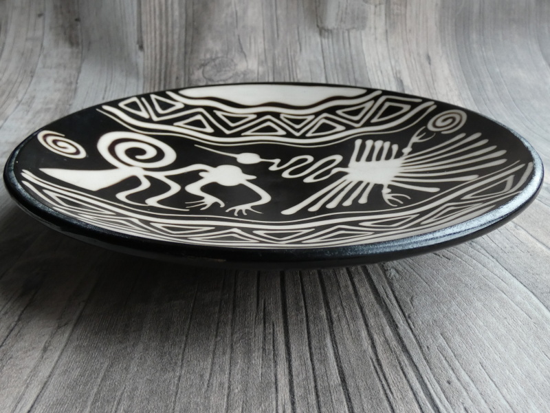 Dekorativní talíř velký (opice a kolibřík, 25 cm)