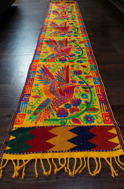 Běhoun Guatemala (kolibřík, žlutý, 44x240 cm)