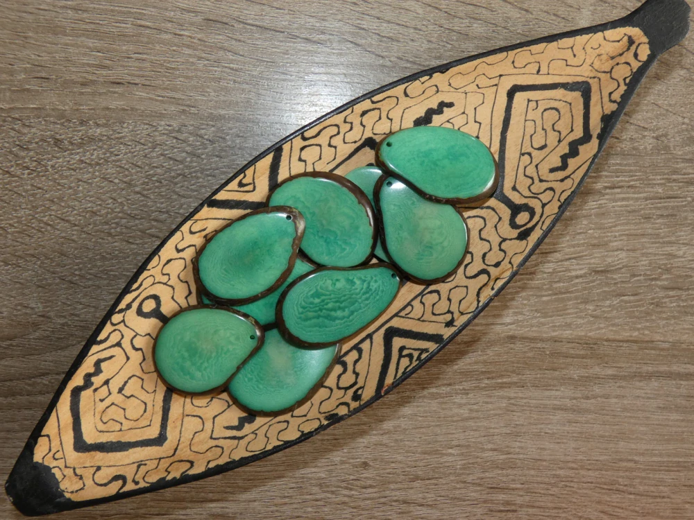 Tagua - placka (okraj, aqua)
