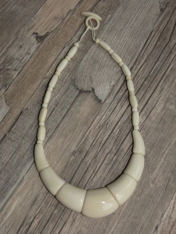 Náhrdelník (tagua přírodní)
