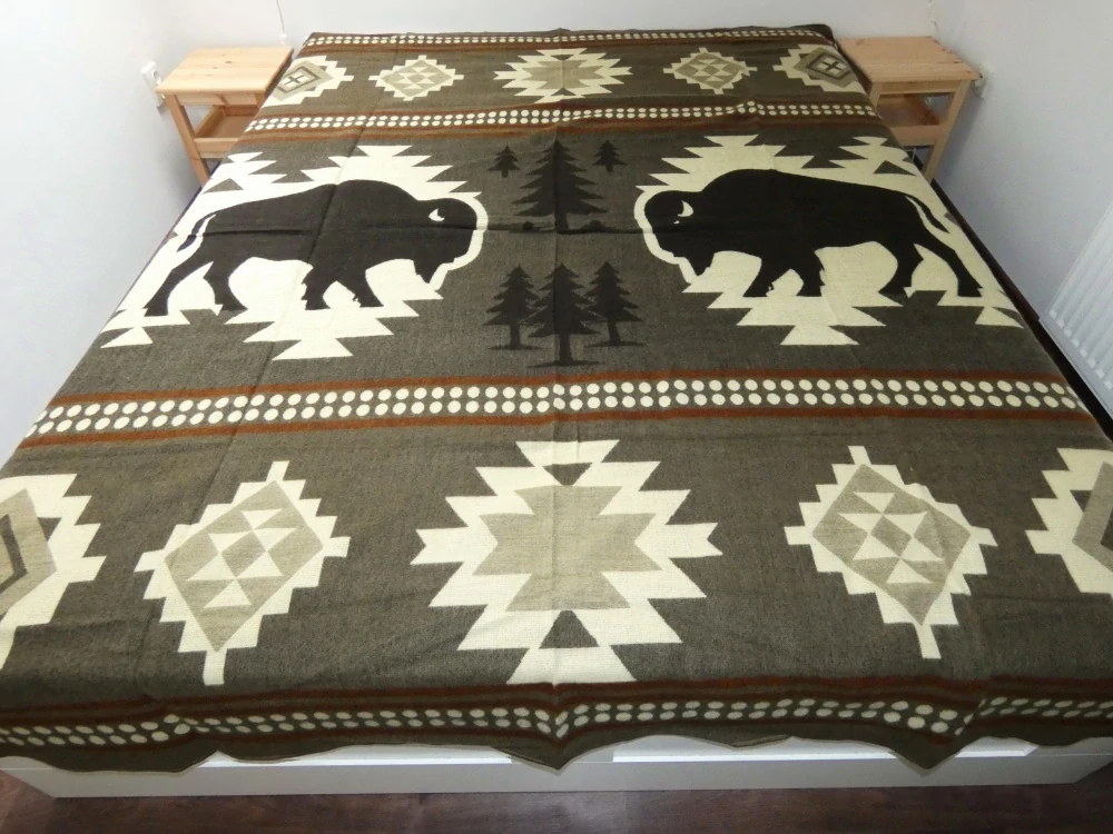 Deka Ekvádor I (lamí vlna, hnědá)