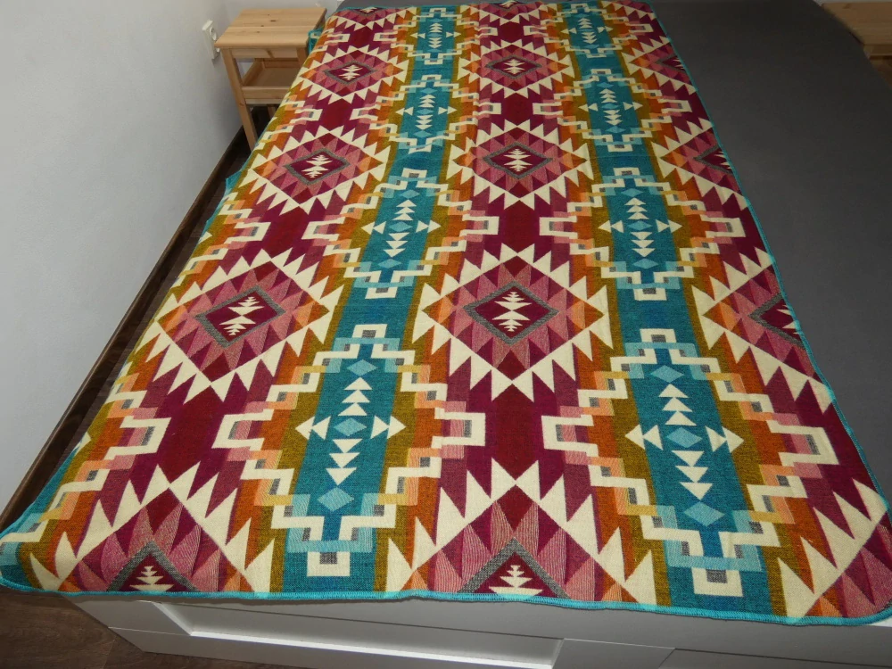 Deka Ekvádor (lamí vlna, střední VI)