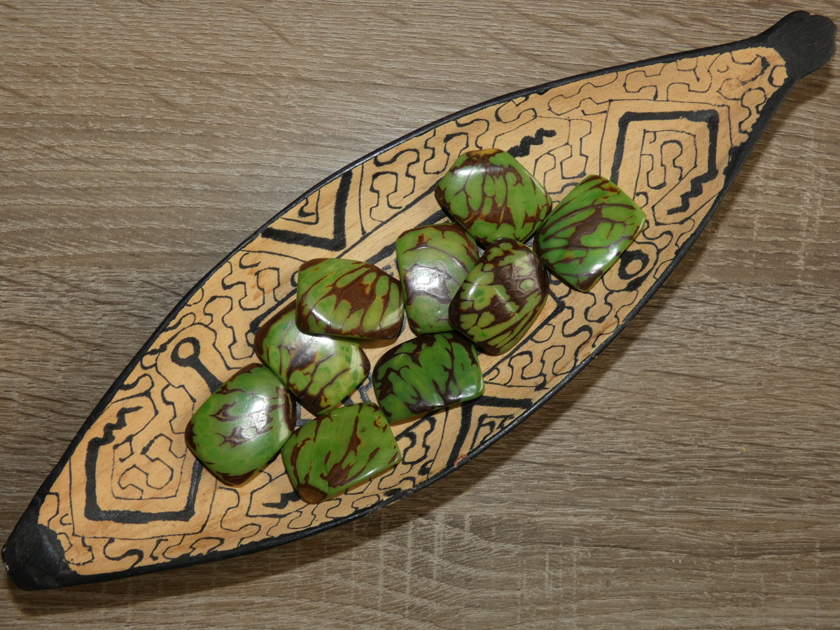 Tagua obdélník (zelený III, 2 dírky)