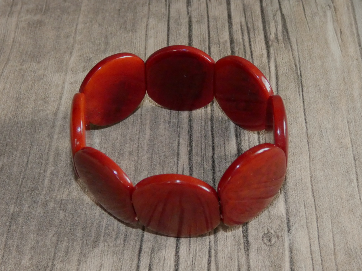 Náramek tagua (tmavě červený, kolečka)