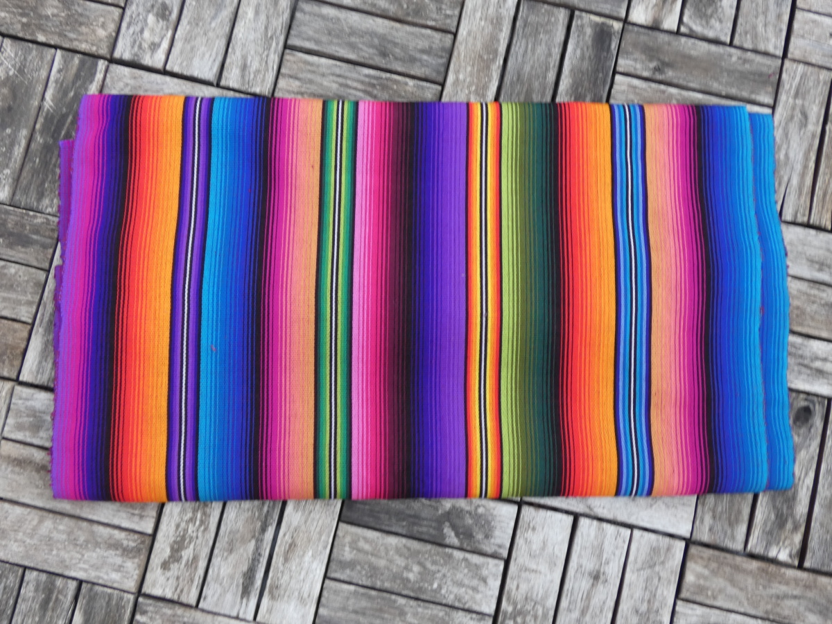 Látka Guate š. 60 cm (duhová I, 1 metr)
