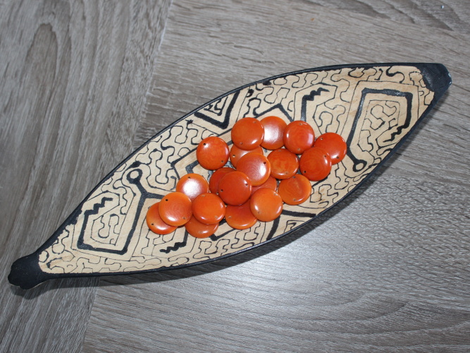 Tagua - placička 18 mm (2 díry, oranžová)