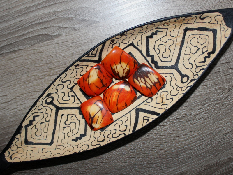 Tagua obdélník (oranžový, 2 dírky)