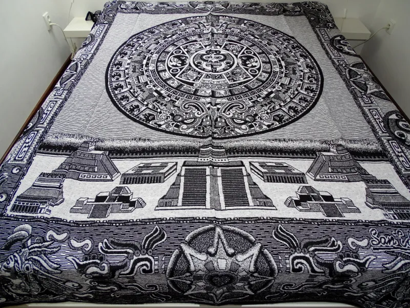 Přehoz mayský kalendář (černý)