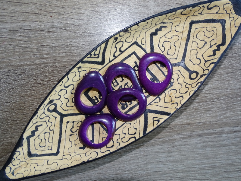 Tagua - donut (skrz, fialový)