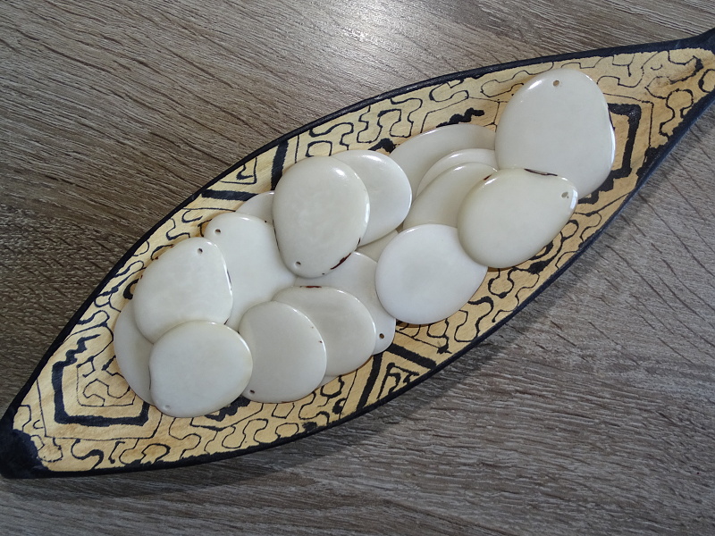 Tagua - plátek (přírodní)