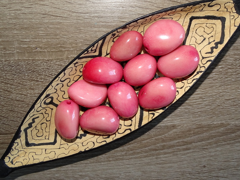 Tagua - korálek (světle růžový)