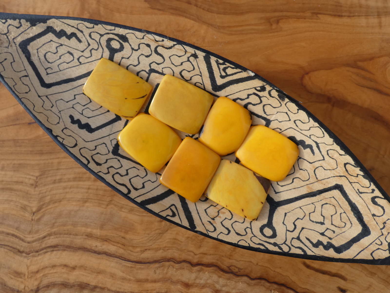 Tagua obdélník (žlutý, 2 dírky, bez kresby)