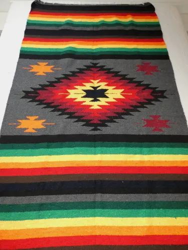 Deka vzor (tmavě šedá)