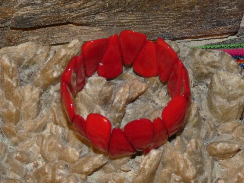 Náramek tagua (kapky, červené)