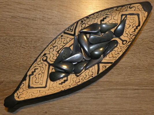 Tagua slzička (skrz, tmavě zelená)
