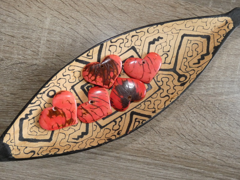 Tagua - srdíčko (placaté, lososové)