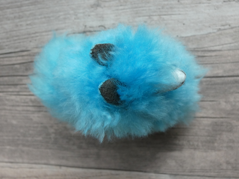 Dekorační lama z lamí vlny (malá IV)