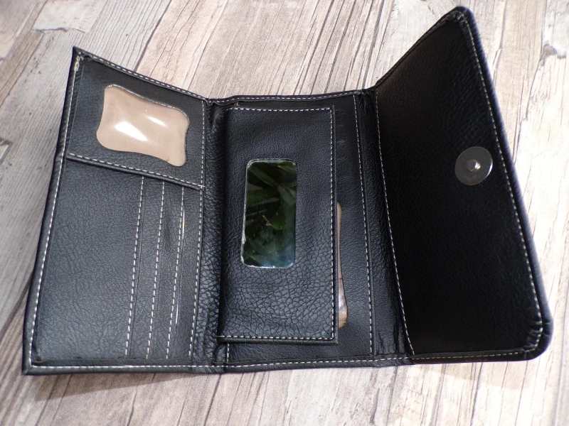 Peněženka velká (Peru)