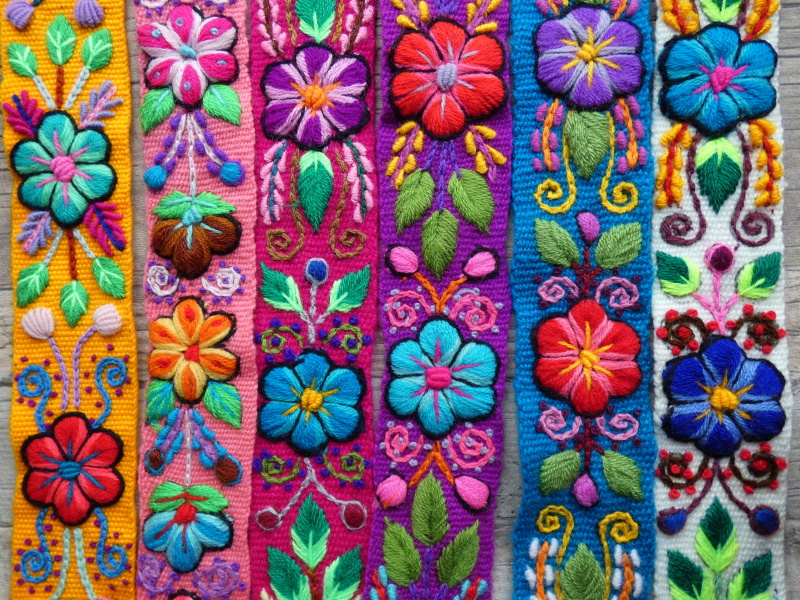 Pásek vyšívaný (žlutý)