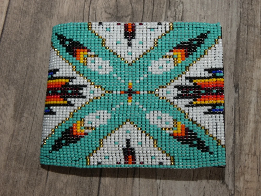 Peněženka (korálky, Guatemala)