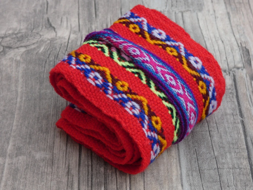 Faja vlna červená (Peru)