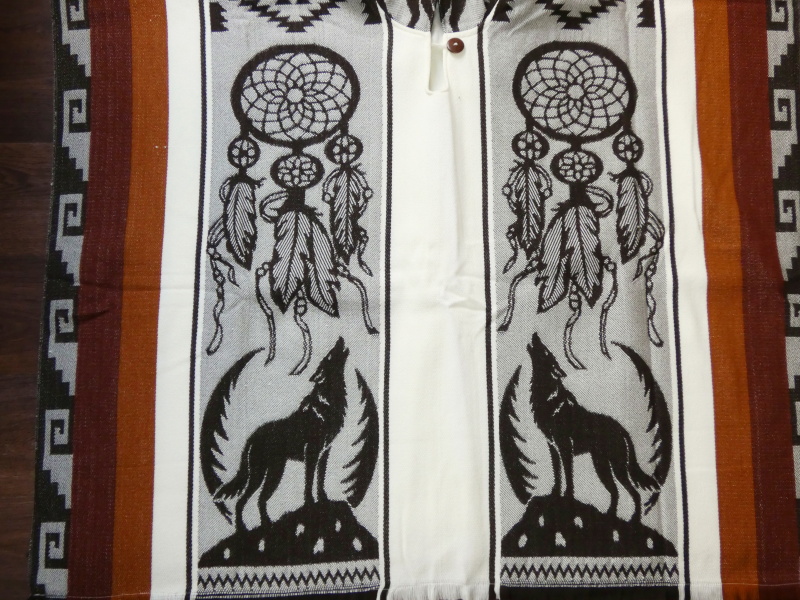 Pončo (lamí vlna, Ekvádor, lapače)