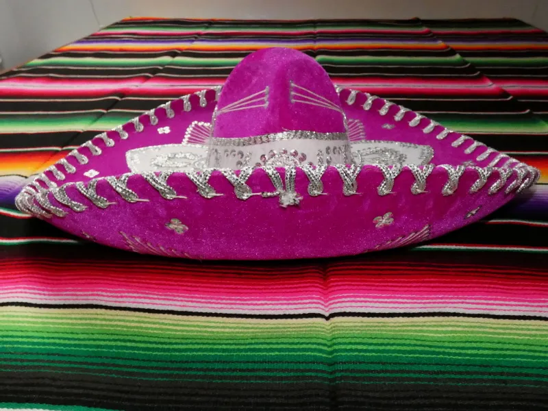 Sombrero (extra růžovostříbrné)