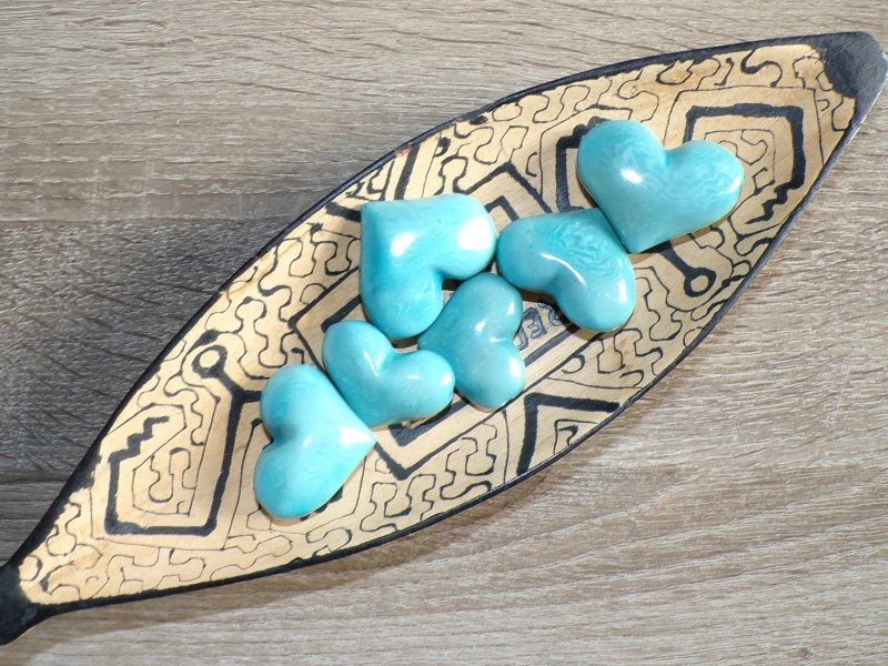 Tagua srdíčko (buclaté, bledě modré, skrz)