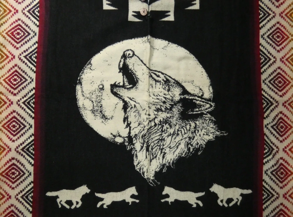 Pončo (lamí vlna, Ekvádor, vlk III)