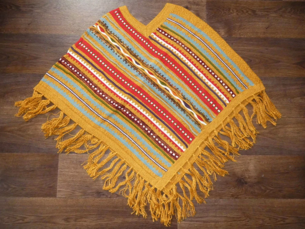 Pončo (50% lamí vlna, barevné I)