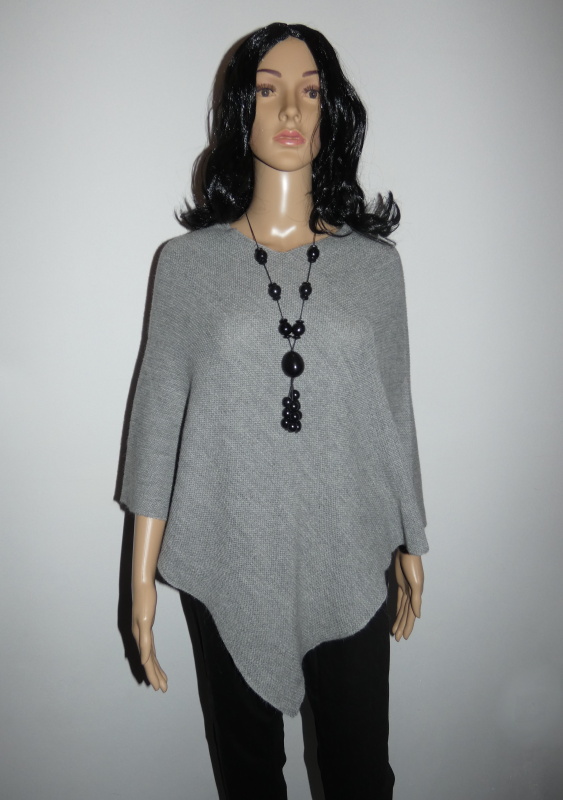 Pončo (100% lamí vlna, světle šedé)