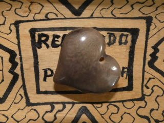 Tagua srdíčko (buclaté, šedé)