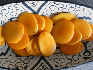 Tagua - plátek (střední, světle oranžový)