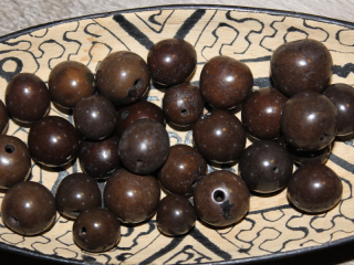 Bombona (hnědá)