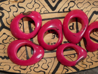 Tagua - donut (skrz, růžový)