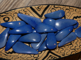 Tagua slza (dvě dírky, světle modrá)