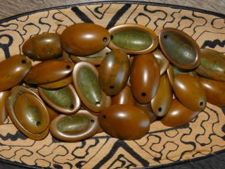 Oválek palmitos (olivová)
