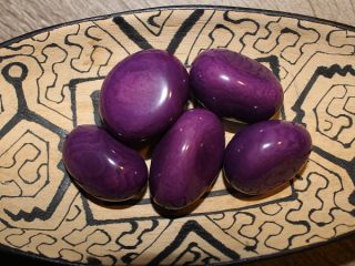 Tagua - korálek (fialový)