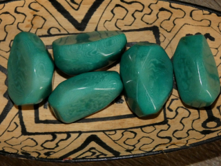 Tagua - drahokam (aqua)