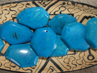 Tagua - nepravidelný (tyrkysový)