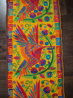 Běhoun Guatemala (kolibřík, žlutý, 44x240 cm)