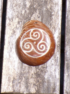Přívěsek spirály (tagua)
