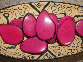 Tagua - placka (okraj, růžová)