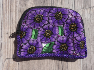 Taštička/peněženka (vyšívaná, střední I)