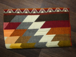 Deka Ekvádor (lamí vlna, střední)