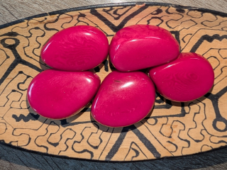 Tagua - oblázek (podélný, růžový)