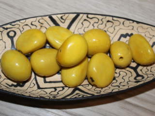 Tagua - korálek (žlutý)