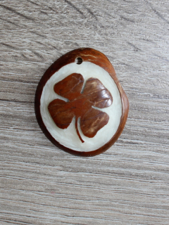 Přívěsek čtyřlístek I (tagua)