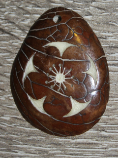 Přívěsek kytička (tagua)